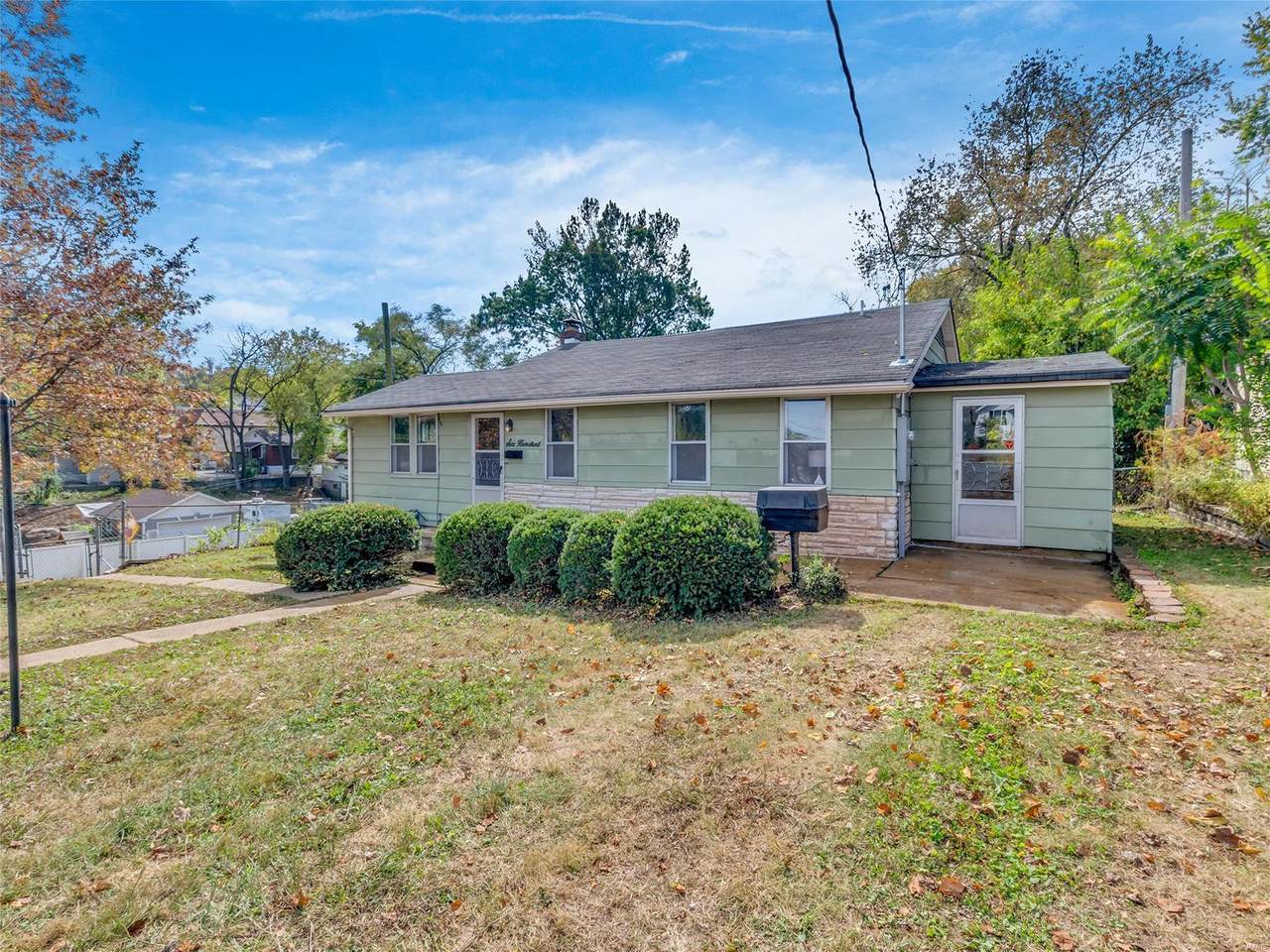 600 Bayless Avenue - Photo 1