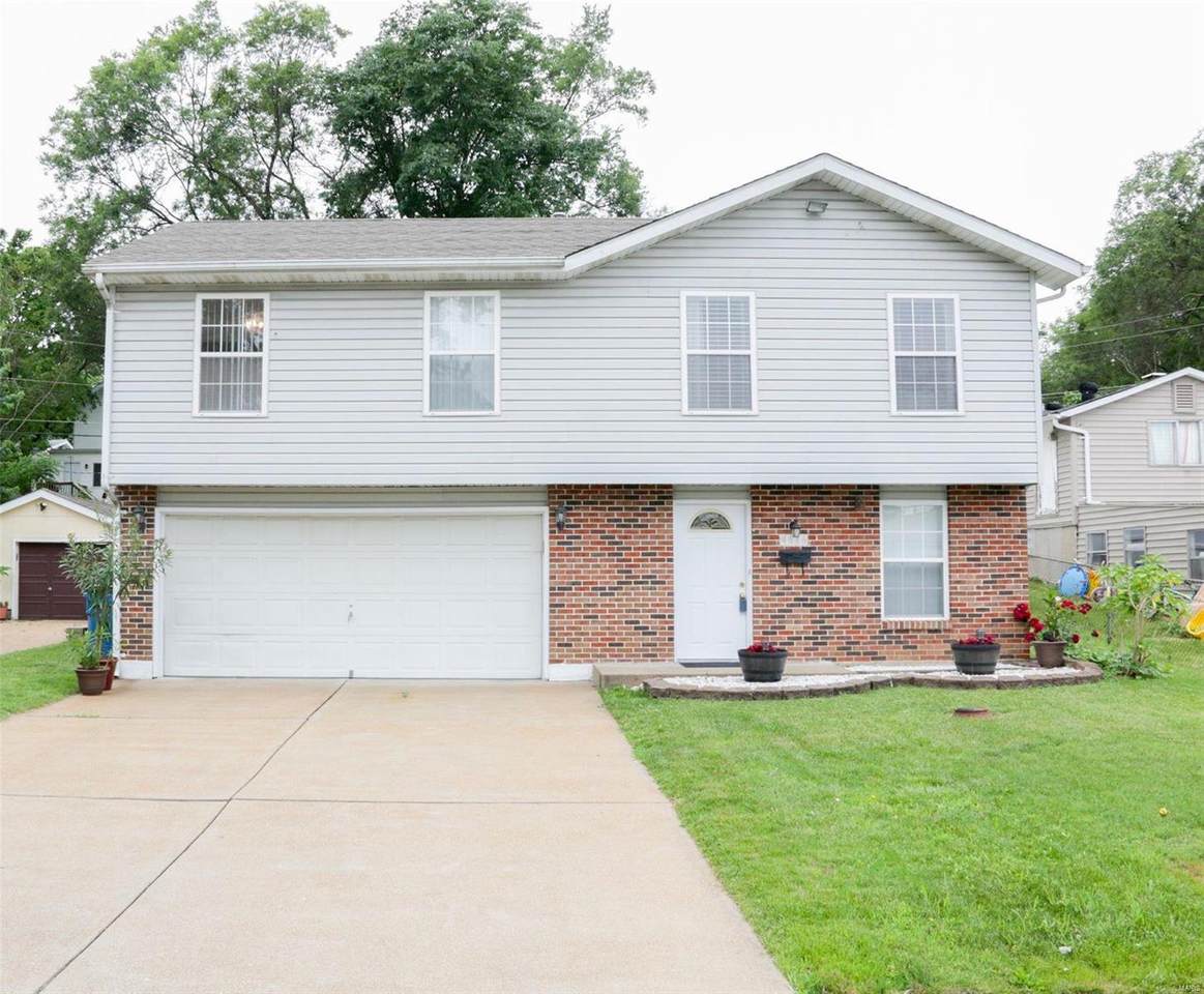 4616 Hannover Avenue - Photo 1