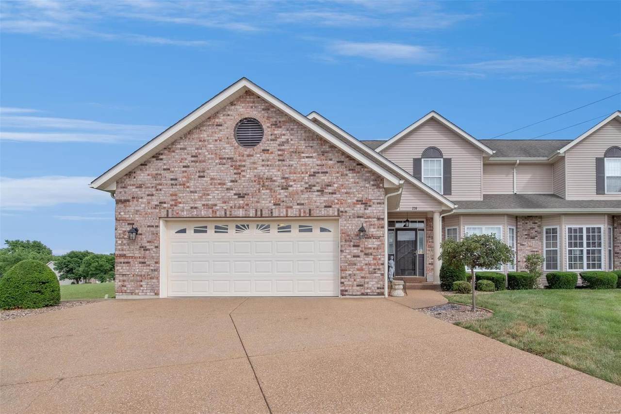 220 River Bluff Court - Photo 1