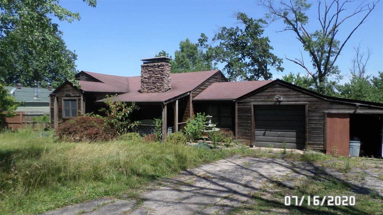 3207 Fairview - Photo 1