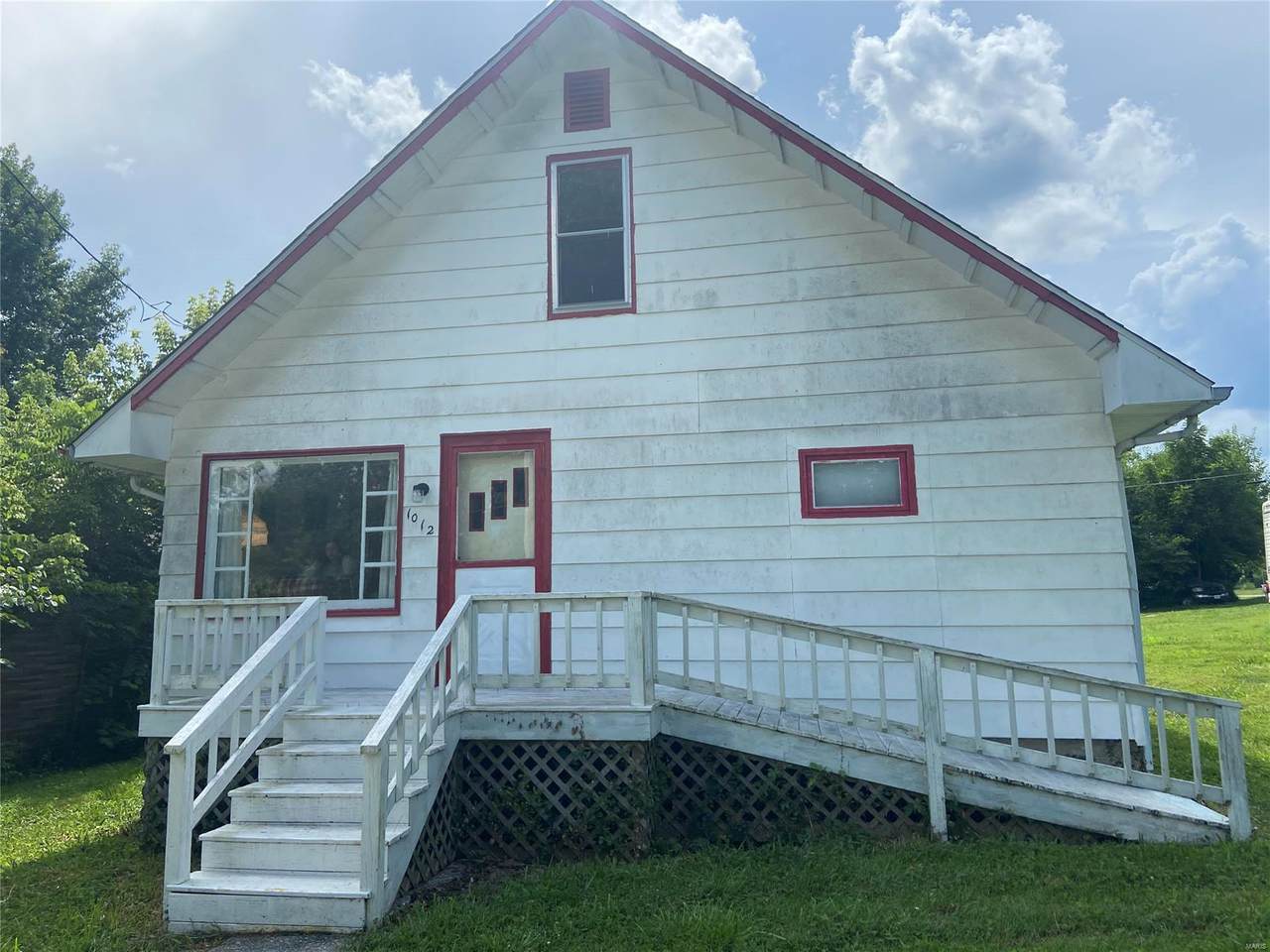 1012 Chestnut - Photo 1