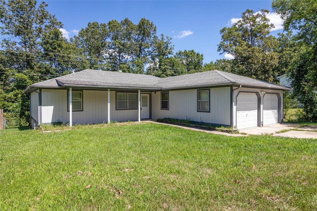 15155 Transit Rd - Photo 1
