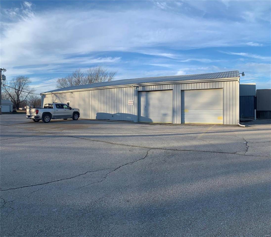510 Maple Street - Photo 1