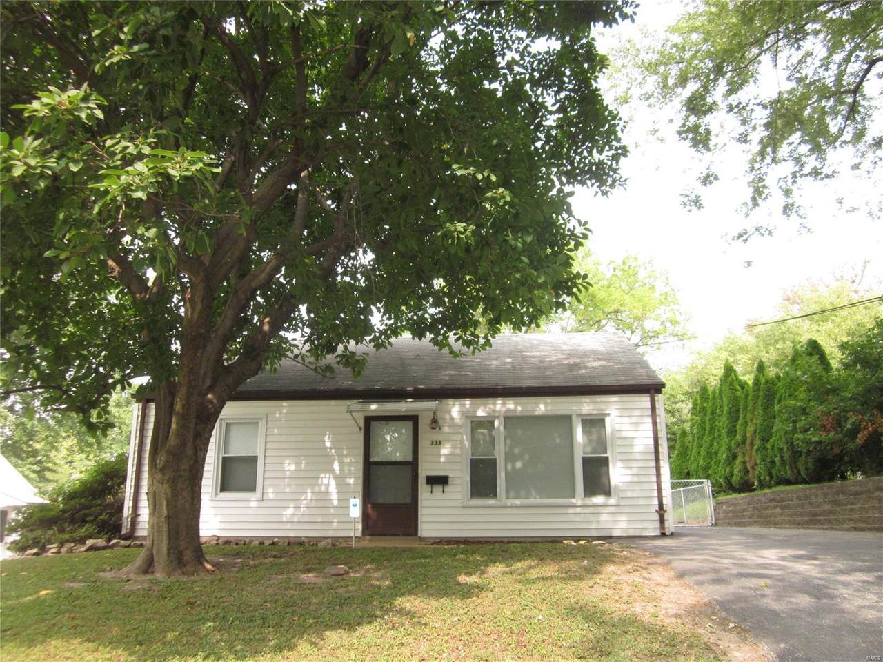 333 Washington Street - Photo 1