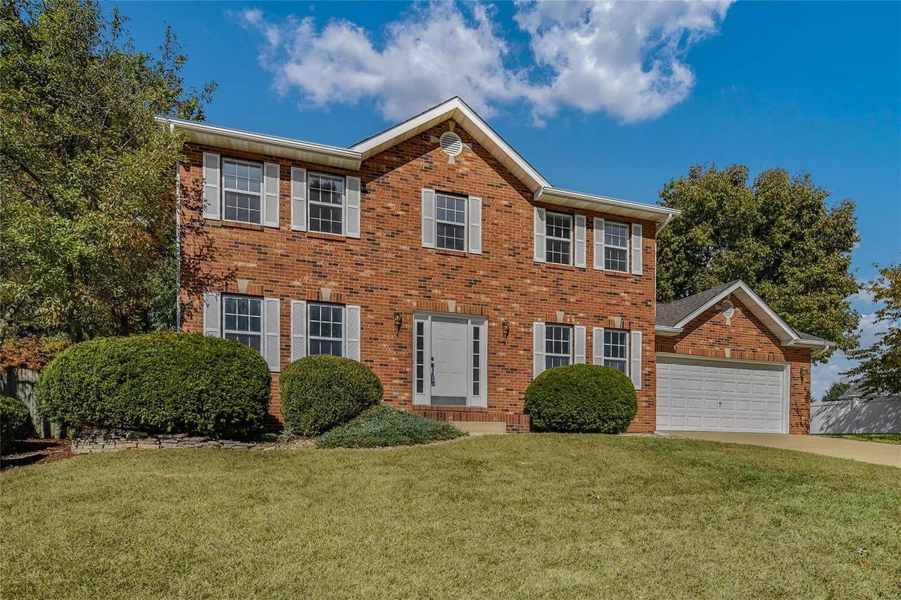319 Willow Creek Drive - Photo 1