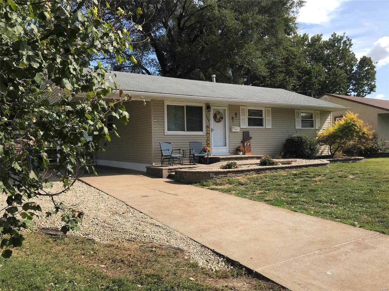 735 Tyson Drive - Photo 1
