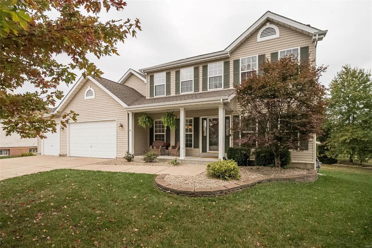 404 Pleasant Meadows Court - Photo 1