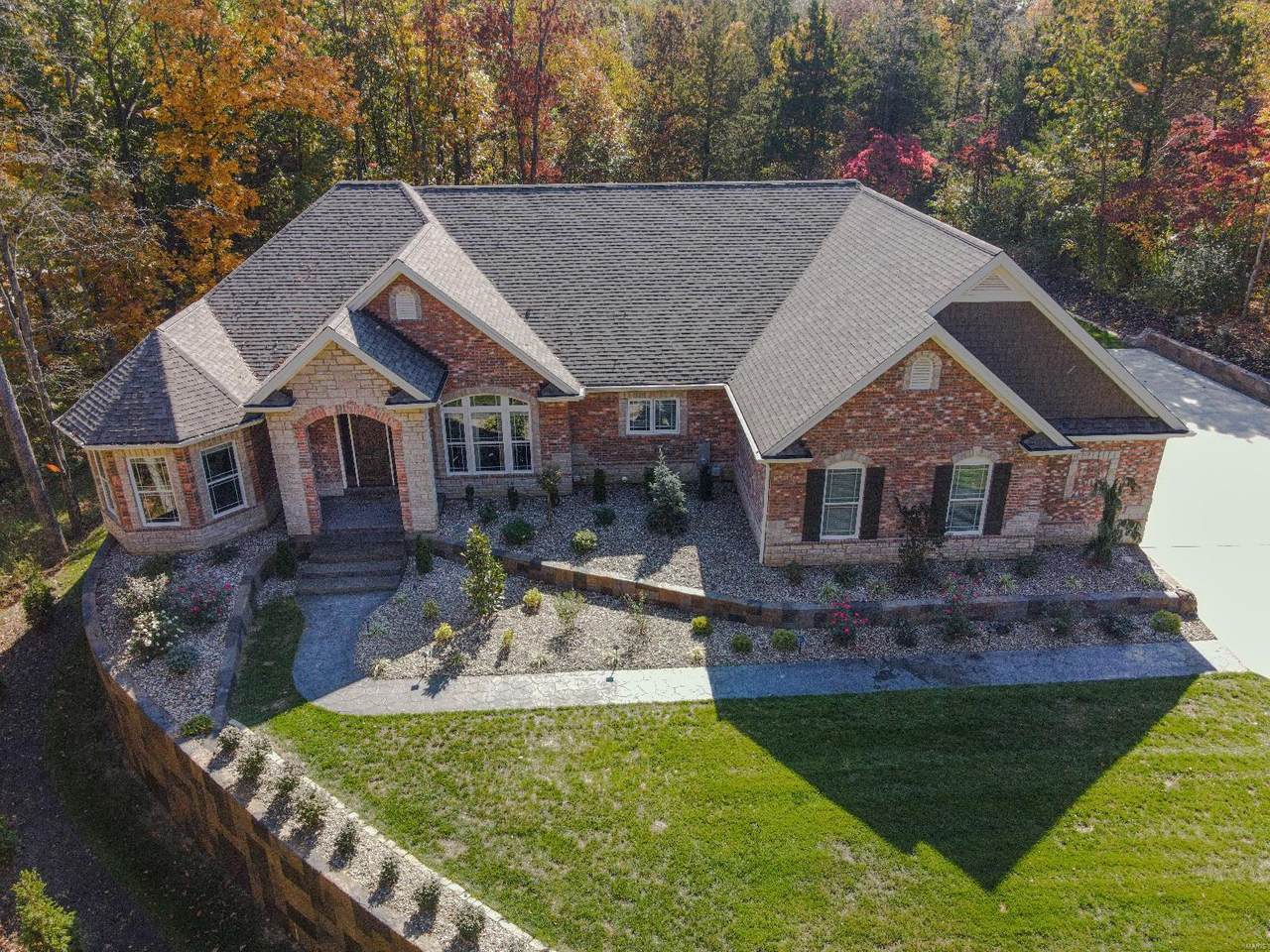 740 Crown Pointe Farms - Photo 1
