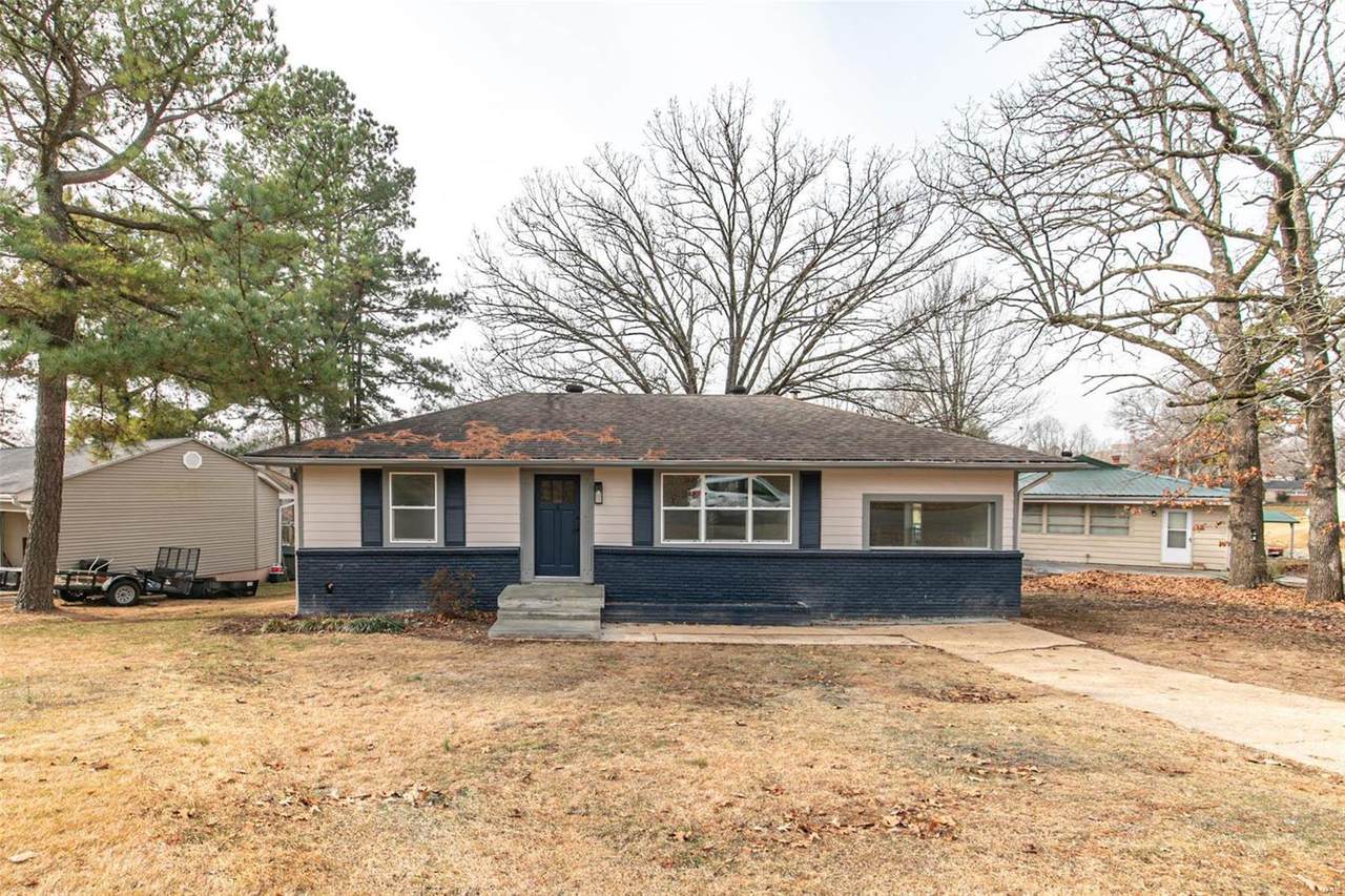 1330 Meadow Lane - Photo 1