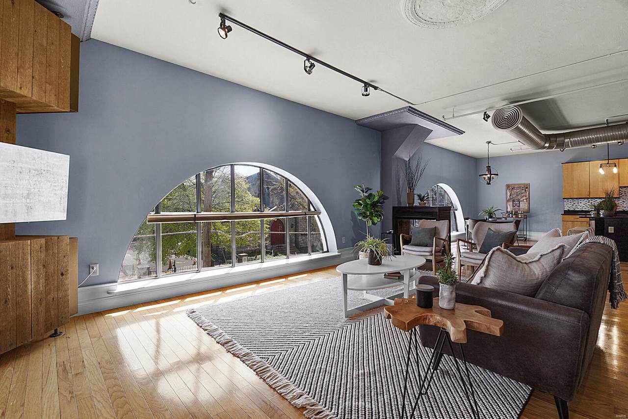 4901 Washington Boulevard - Photo 1