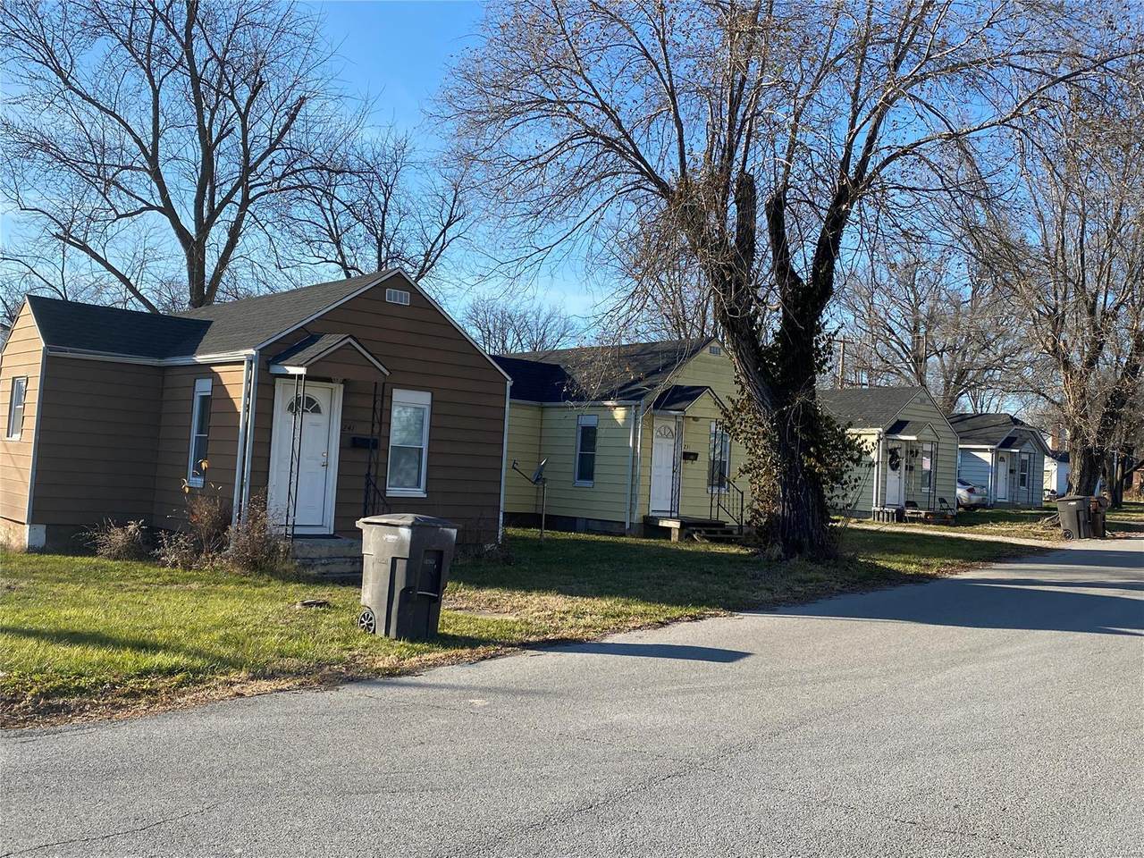 211 Walnut - Photo 1