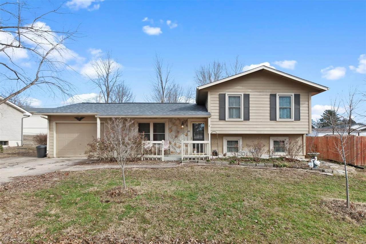 460 Charles Street - Photo 1