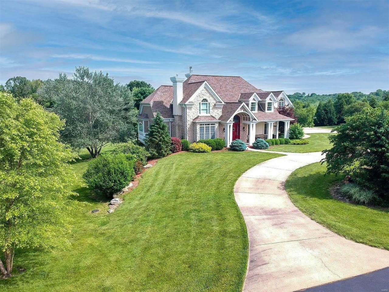 652 Honey Locust Lane - Photo 1