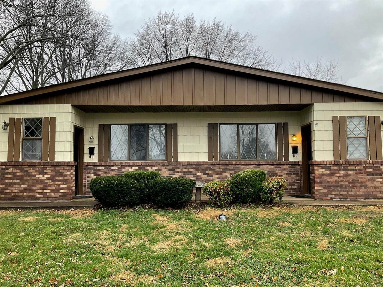 43 Eastland Drive - Photo 1