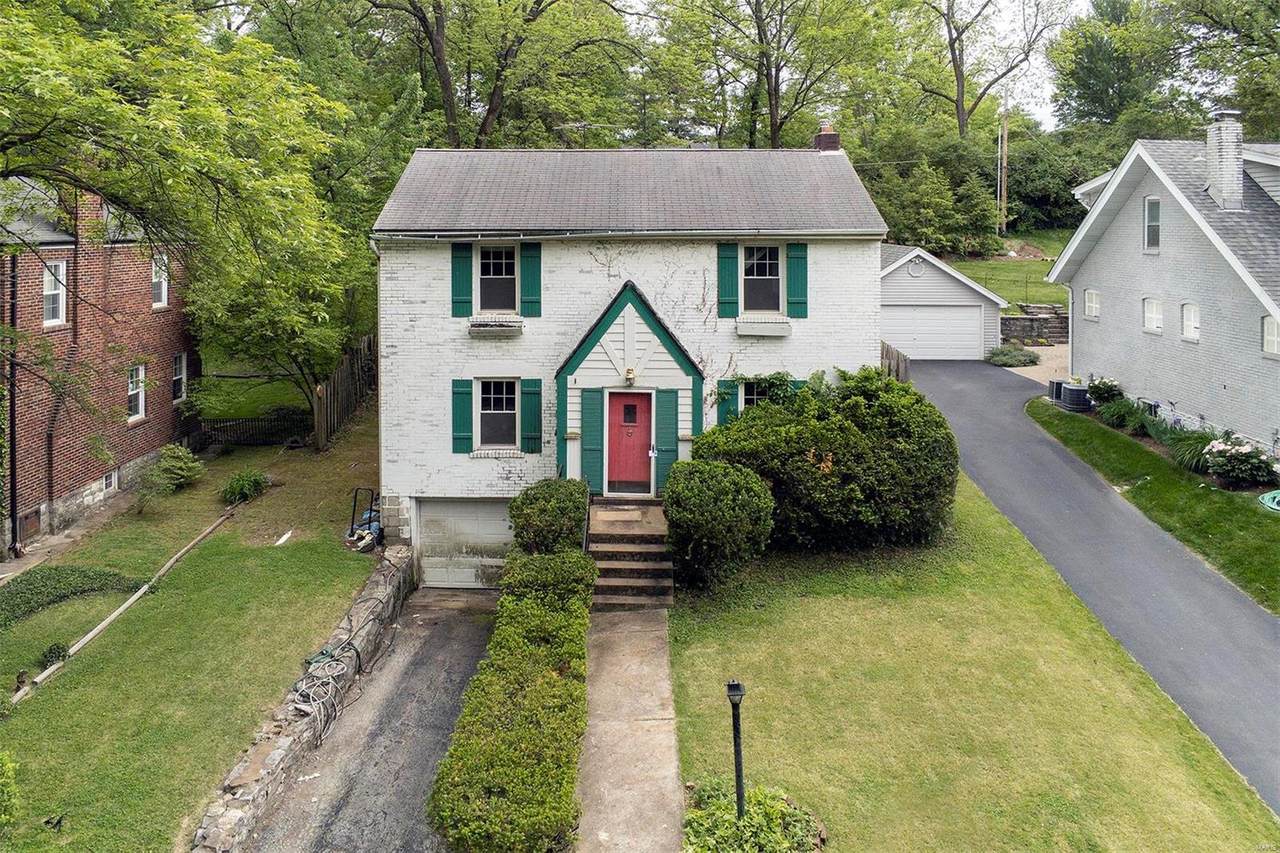 20 Burroughs Lane - Photo 1