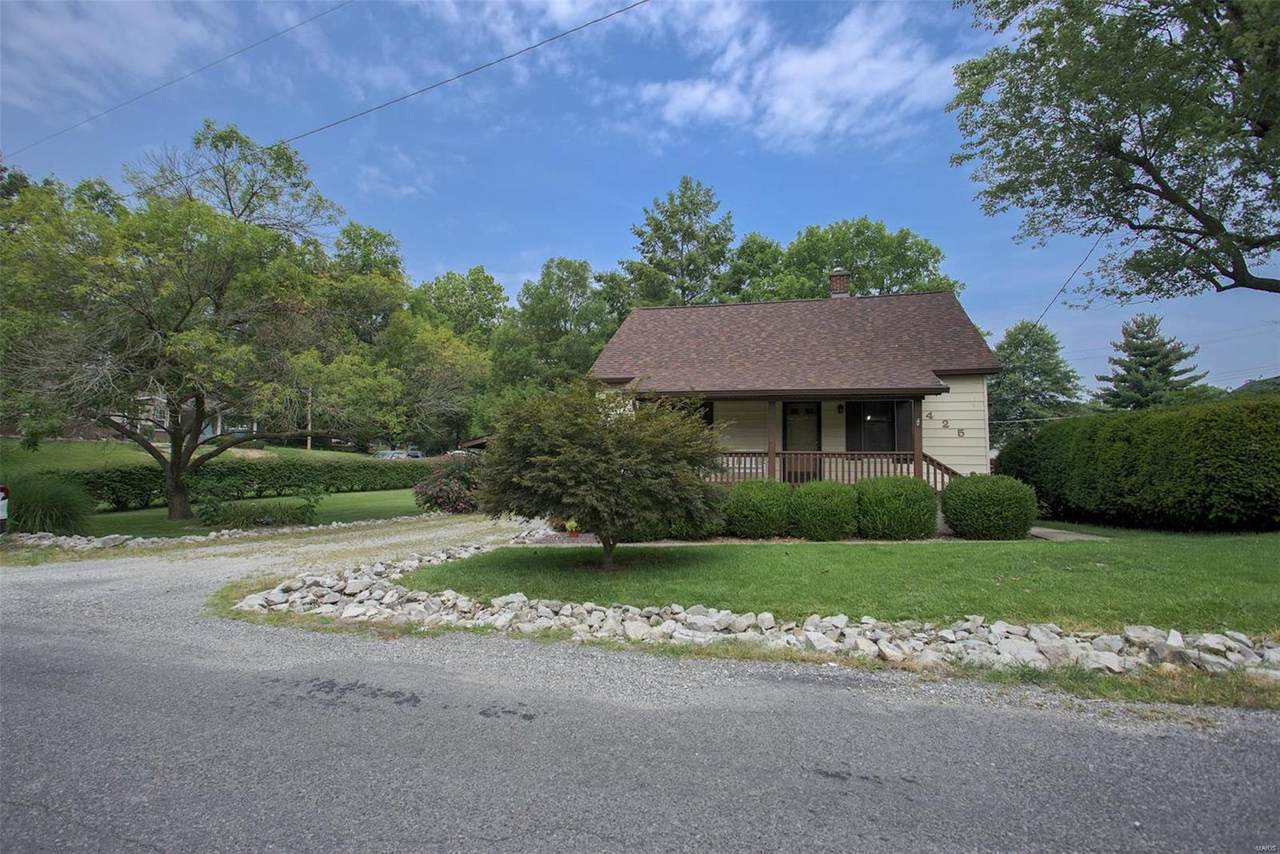 425 16th Street - Photo 1