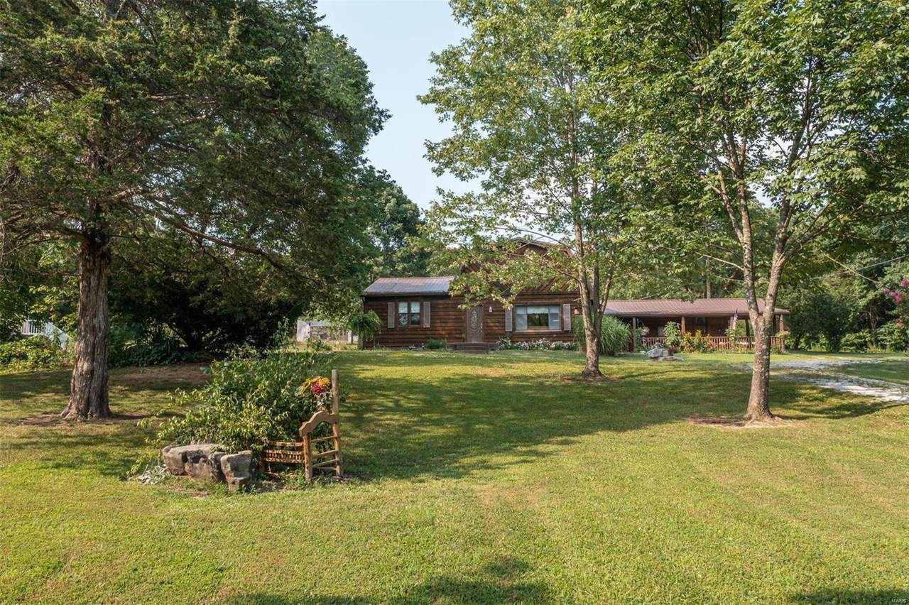 1511 Valley Drive - Photo 1