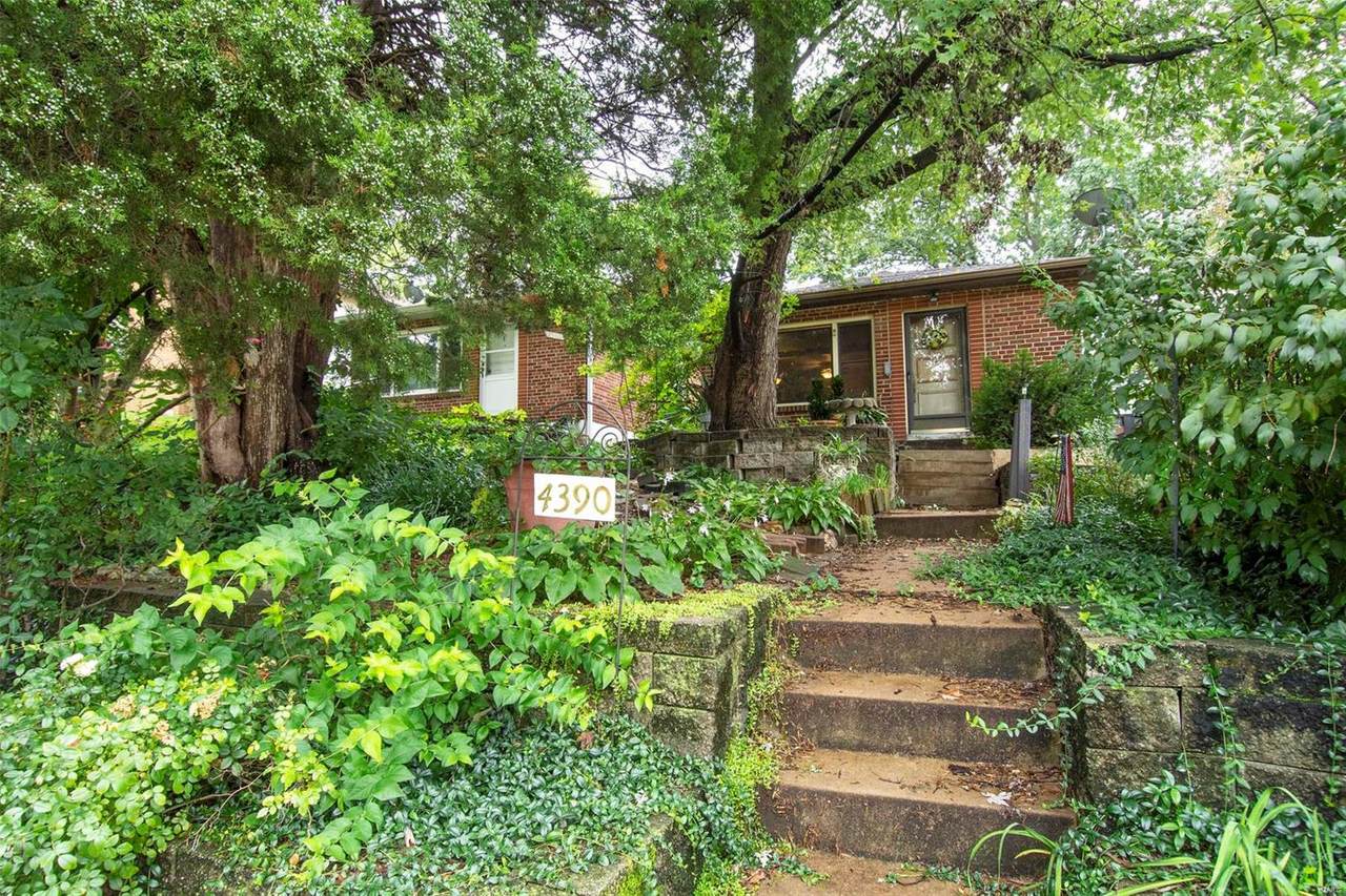4390 Beck Avenue - Photo 1