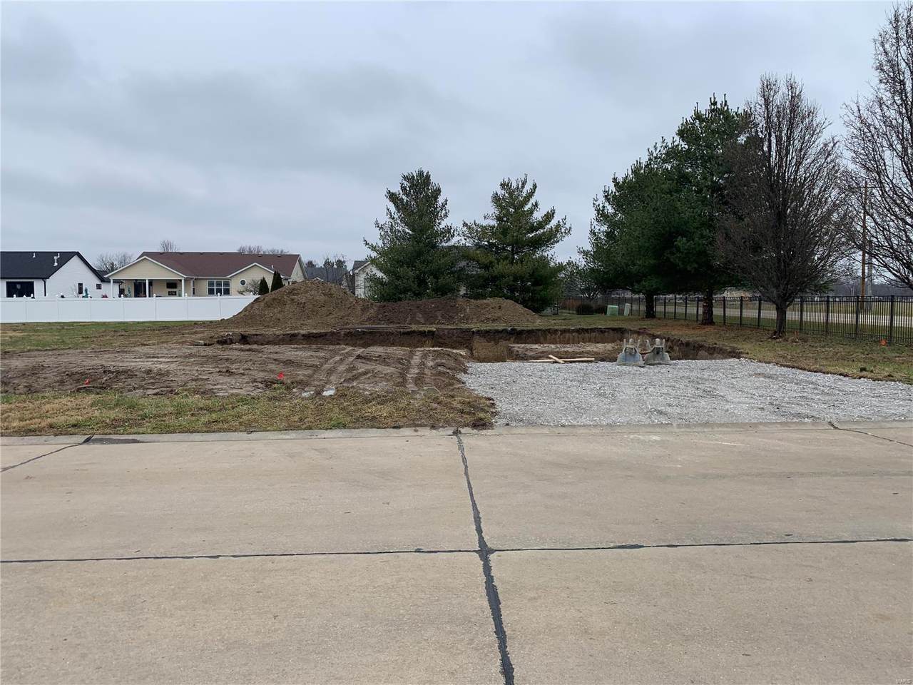154 Woodcrest - Photo 1