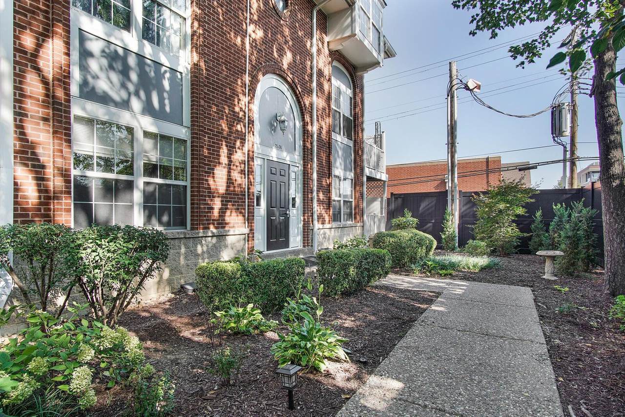 4225 Pine Boulevard - Photo 1