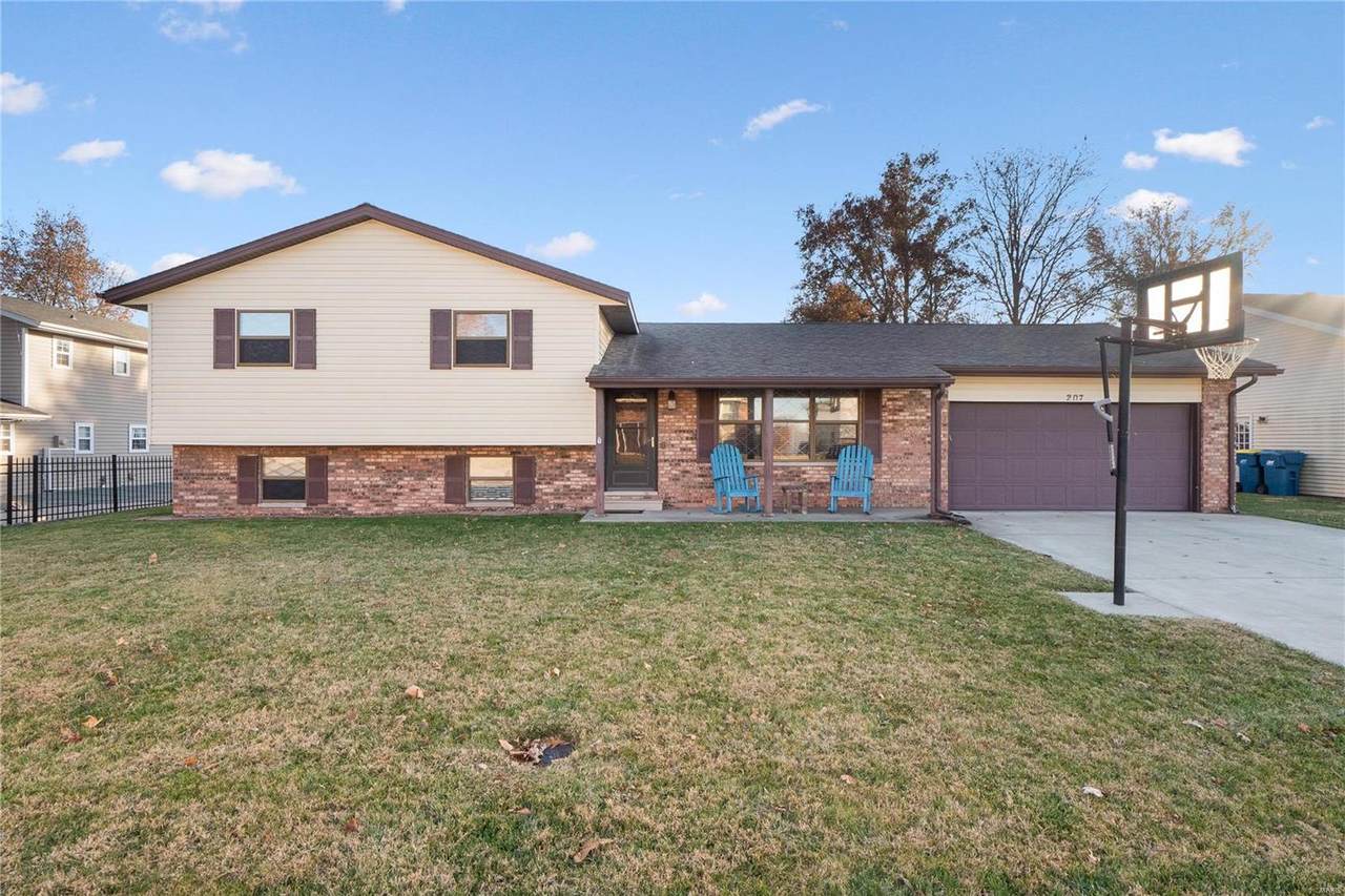 207 Peach Lane - Photo 1