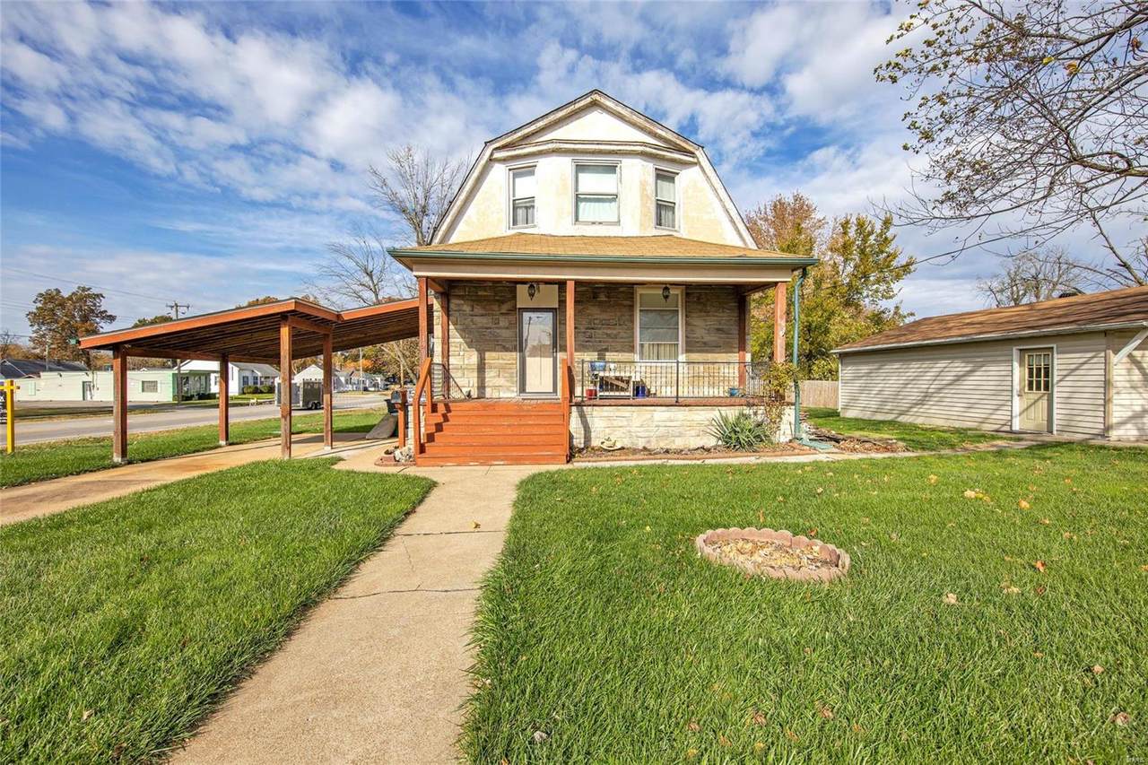 1903 Muren Boulevard - Photo 1