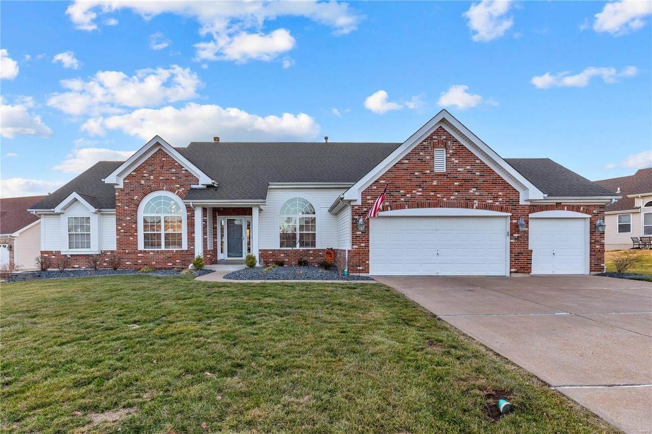 1385 Stockbridge Drive - Photo 1