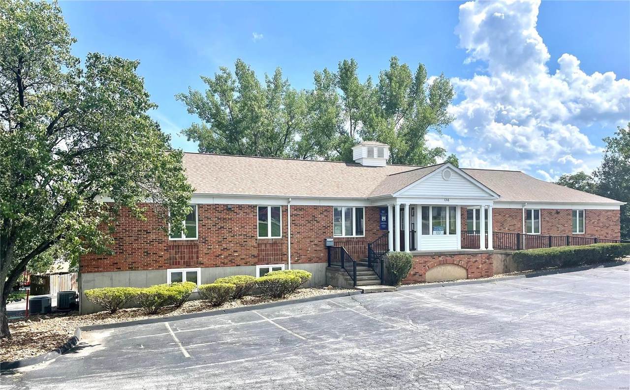 1216 West Main - Photo 1