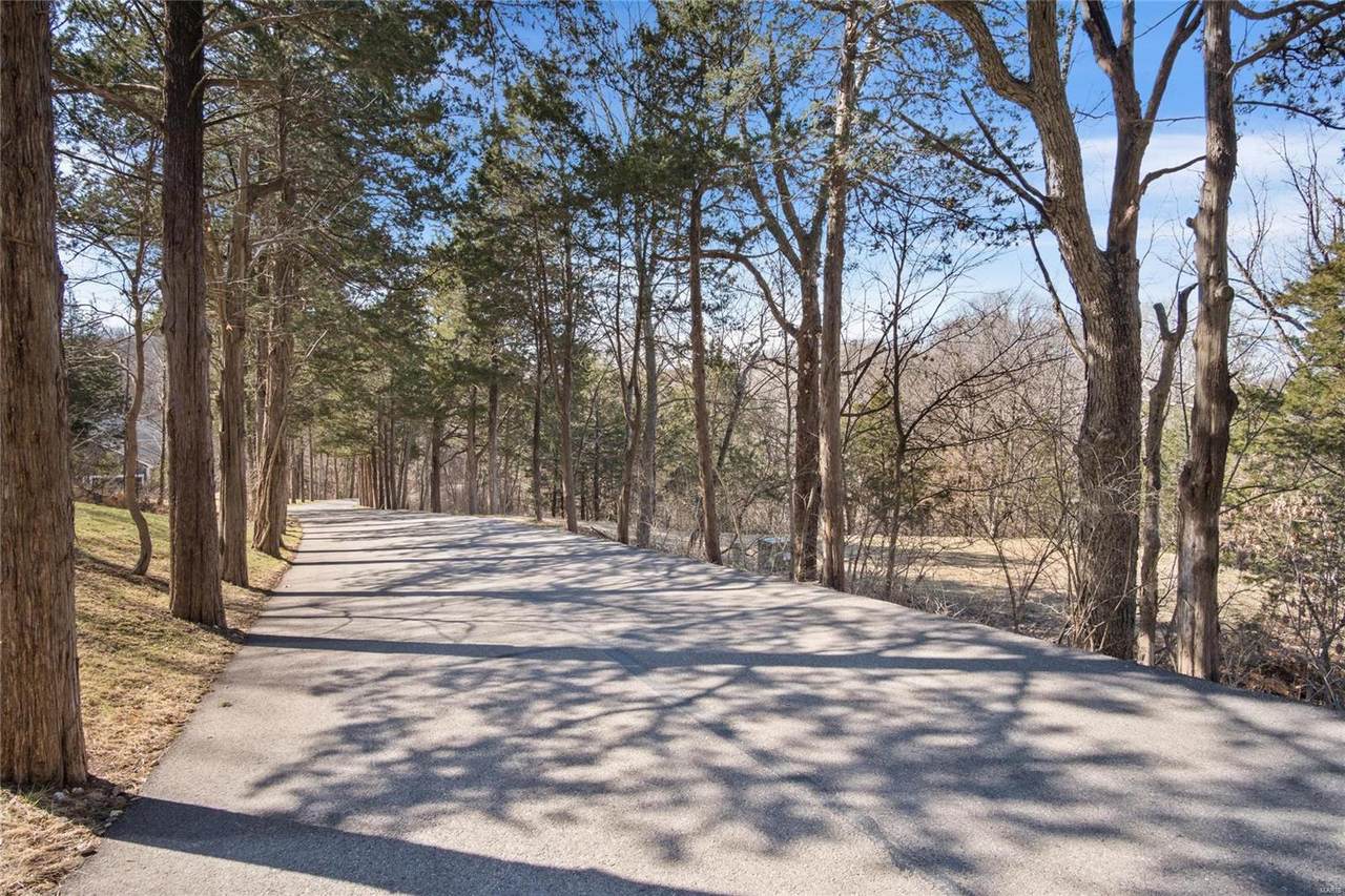 229 Stonewall Drive - Photo 1
