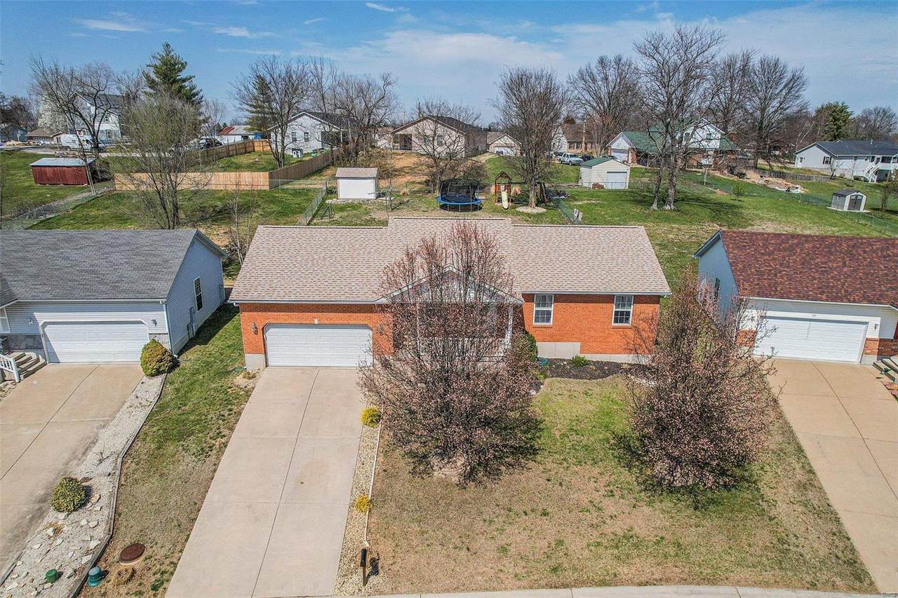 571 Monty View - Photo 1