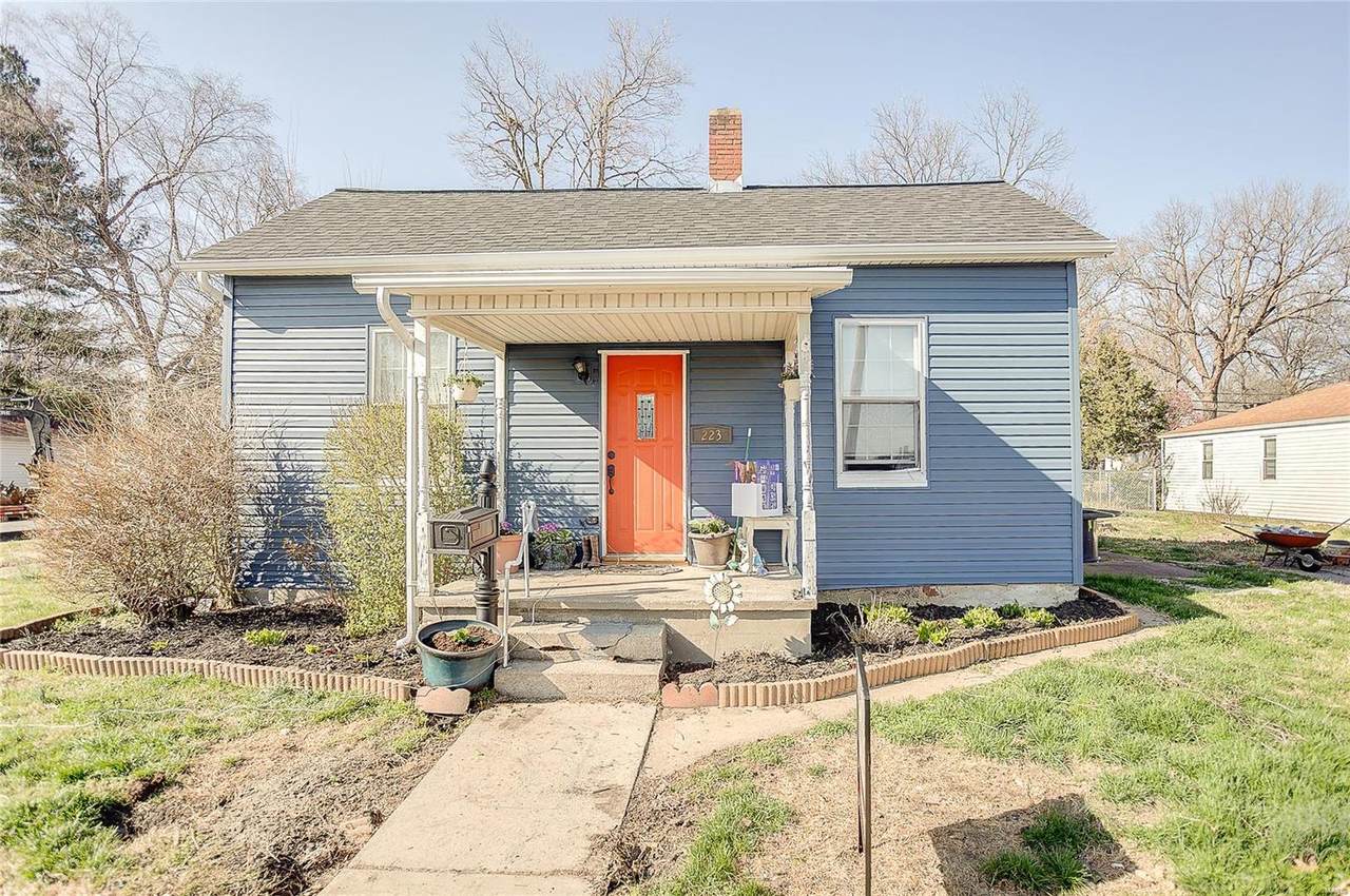 223 Schuetz Street - Photo 1