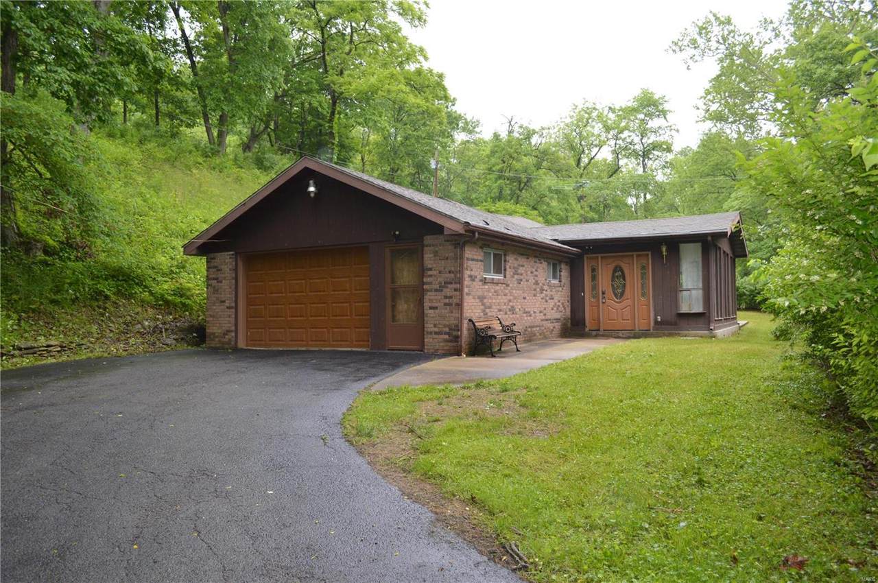 14101 Springfield Street - Photo 1