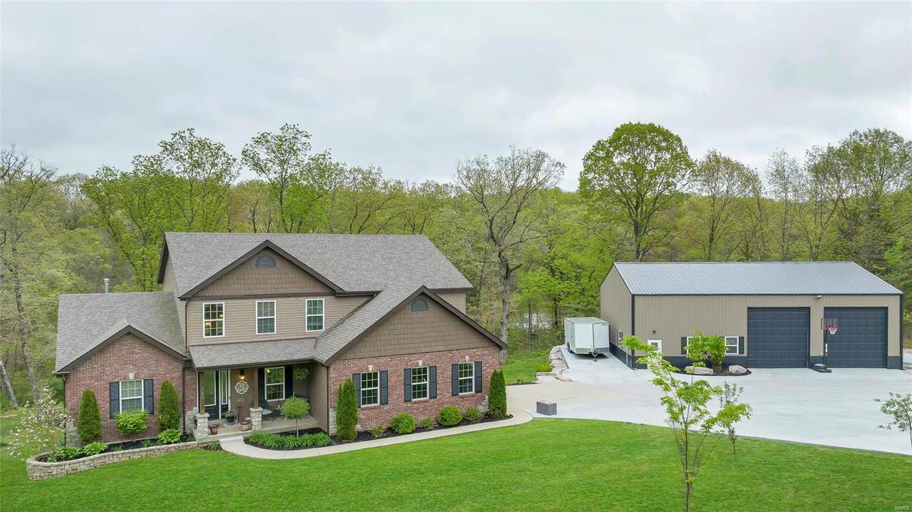 350 Oak Lane - Photo 1