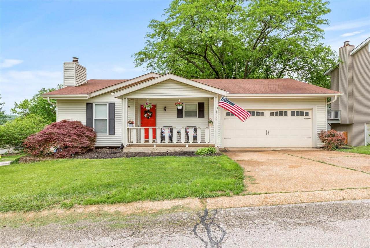 153 Shaw - Photo 1