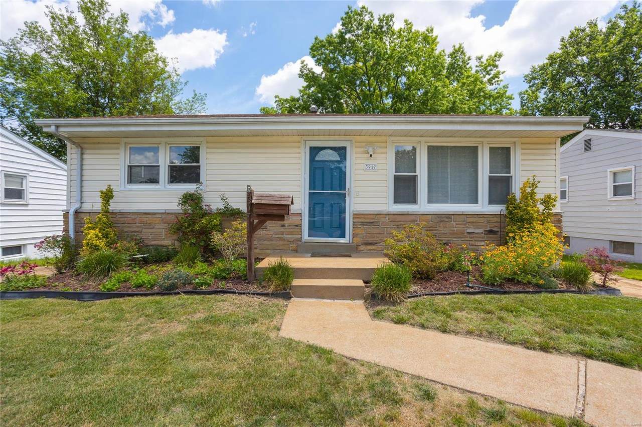 3917 Crosby Drive - Photo 1