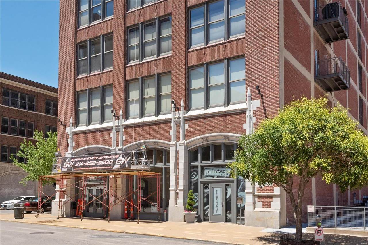 1627 Locust Street - Photo 1