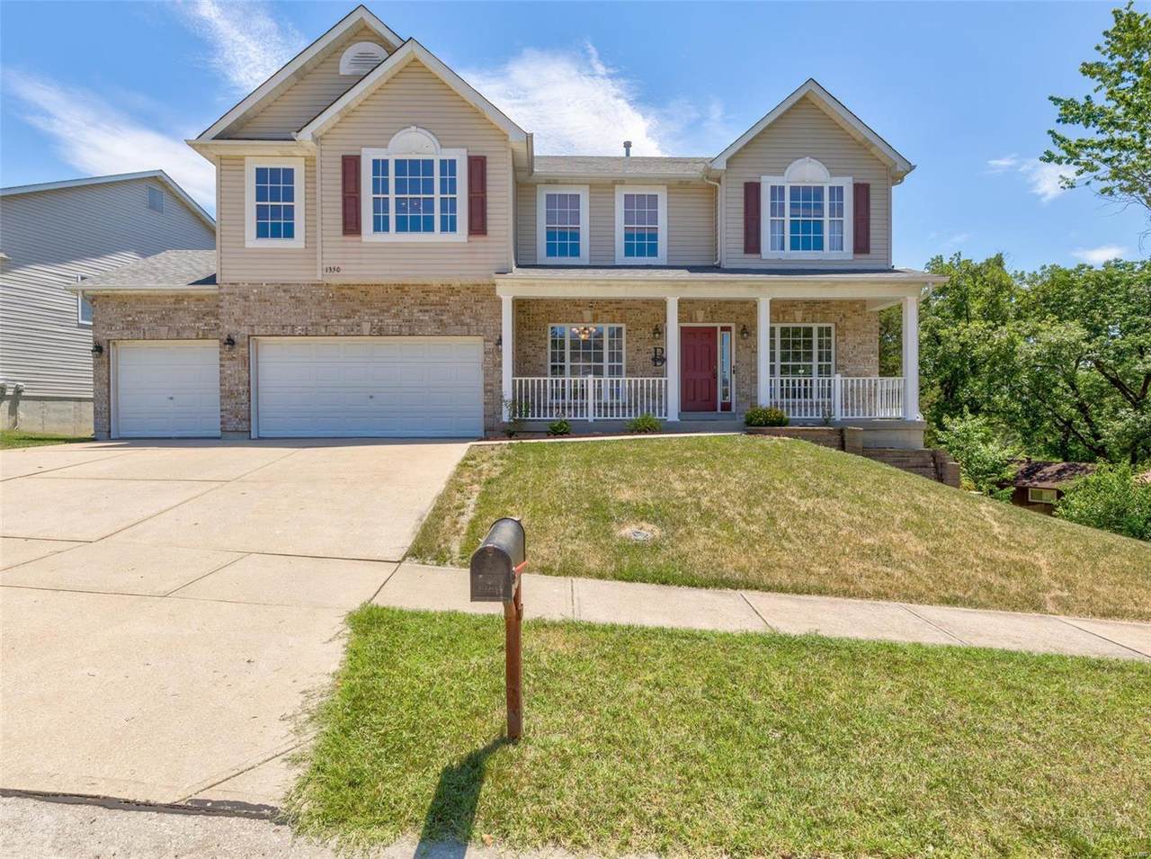 1350 Mosswoods Drive - Photo 1