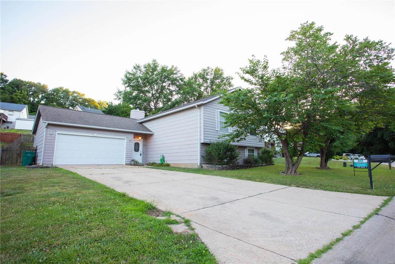 1752 Bayberry Lane - Photo 1