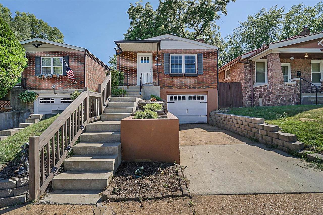 3942 Bates Street - Photo 1