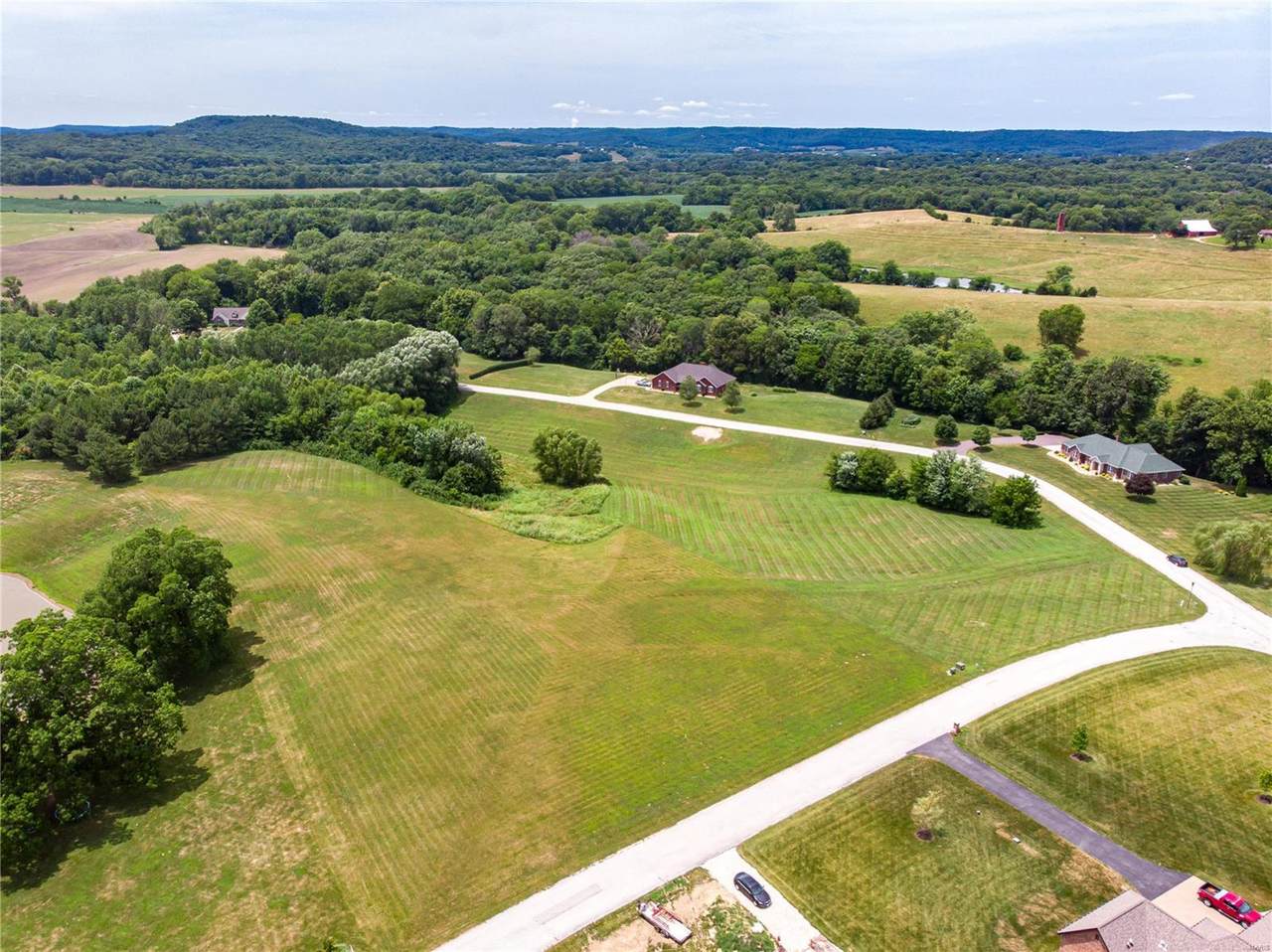 210 Prairie Ridge Drive - Photo 1