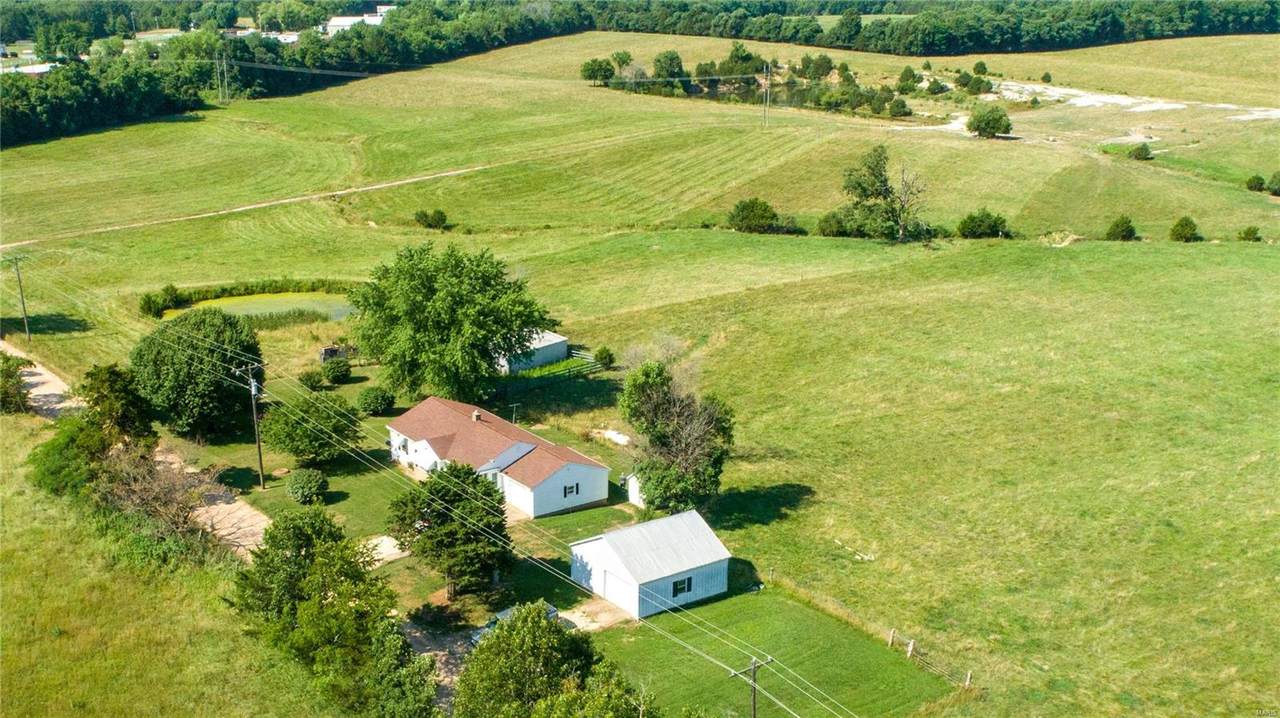 2945 County Line Drive - Photo 1