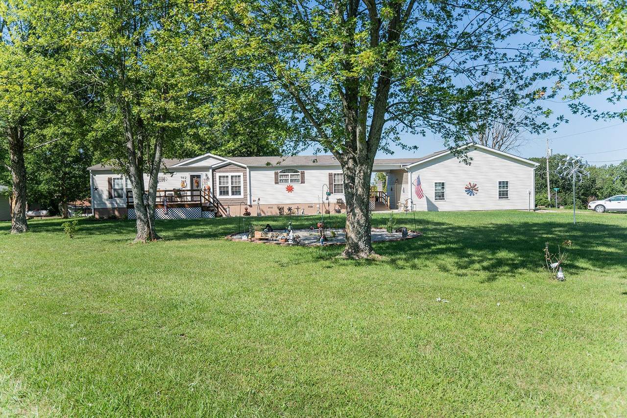 702 Parkview Dr. - Photo 1