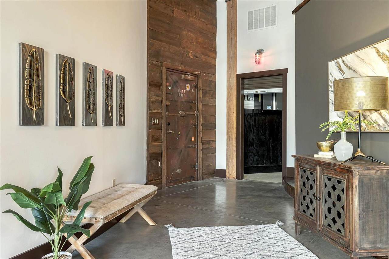 1113 Washington Avenue 717 - Photo 1