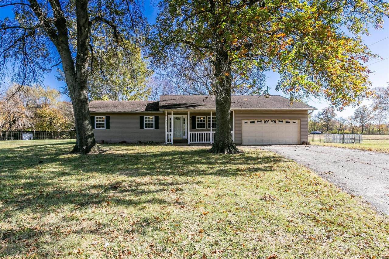 5000 Barnes Lane - Photo 1