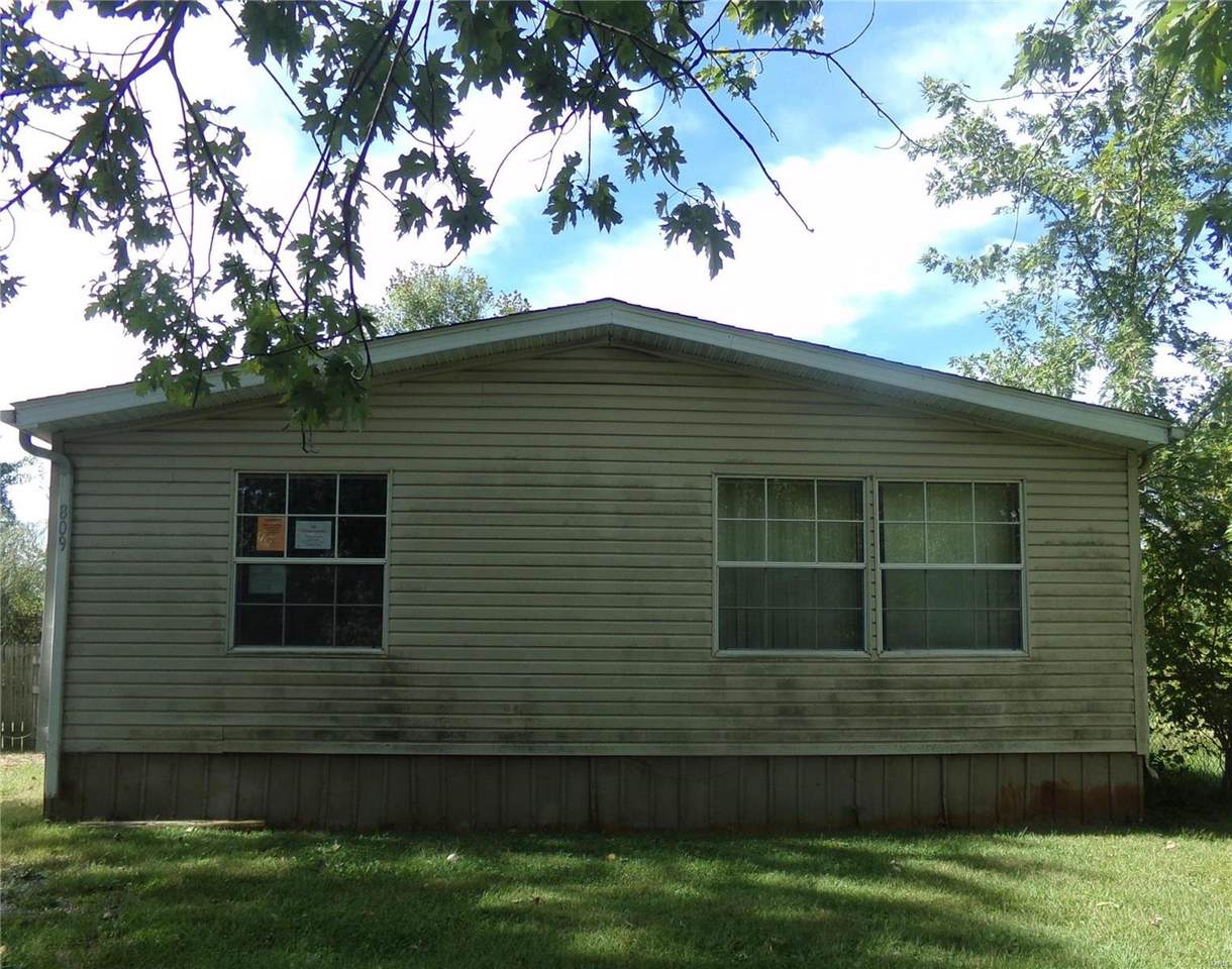809 Black Hills Drive - Photo 1