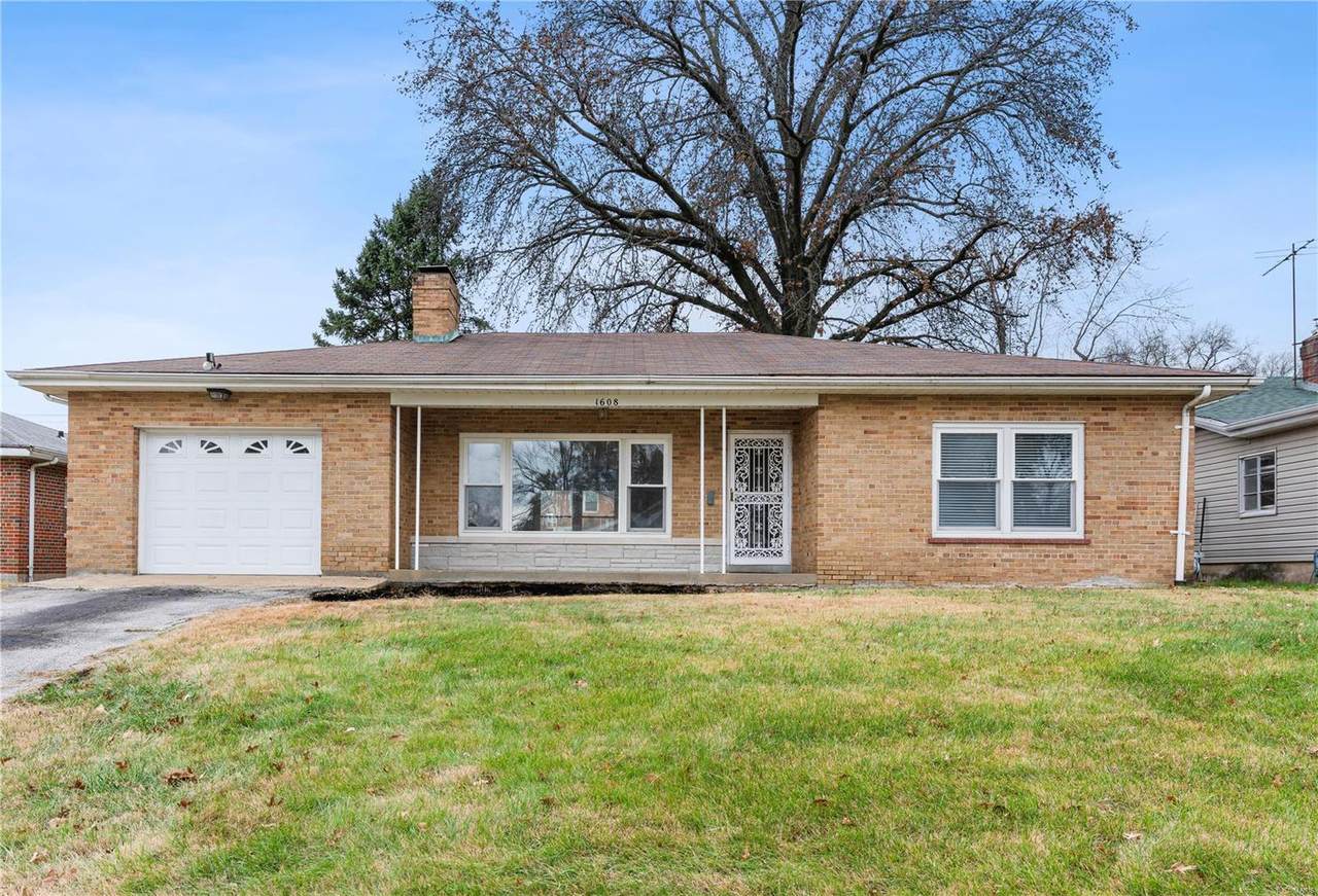 1608 Orchid Avenue - Photo 1