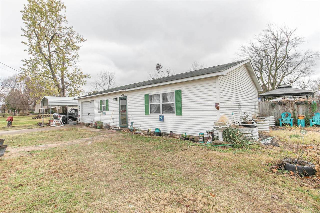 304 Main Street - Photo 1