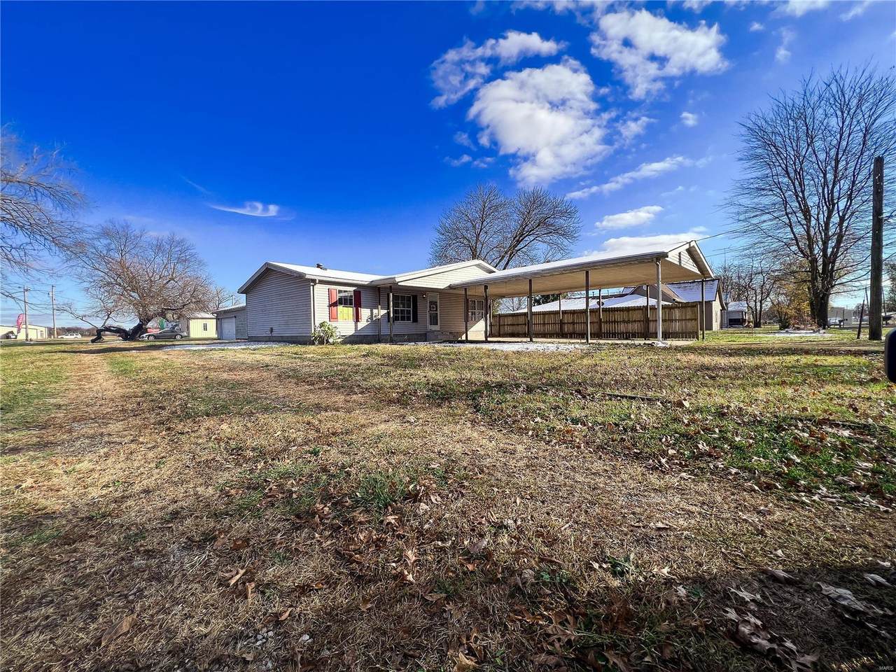 606 Cedar Street - Photo 1