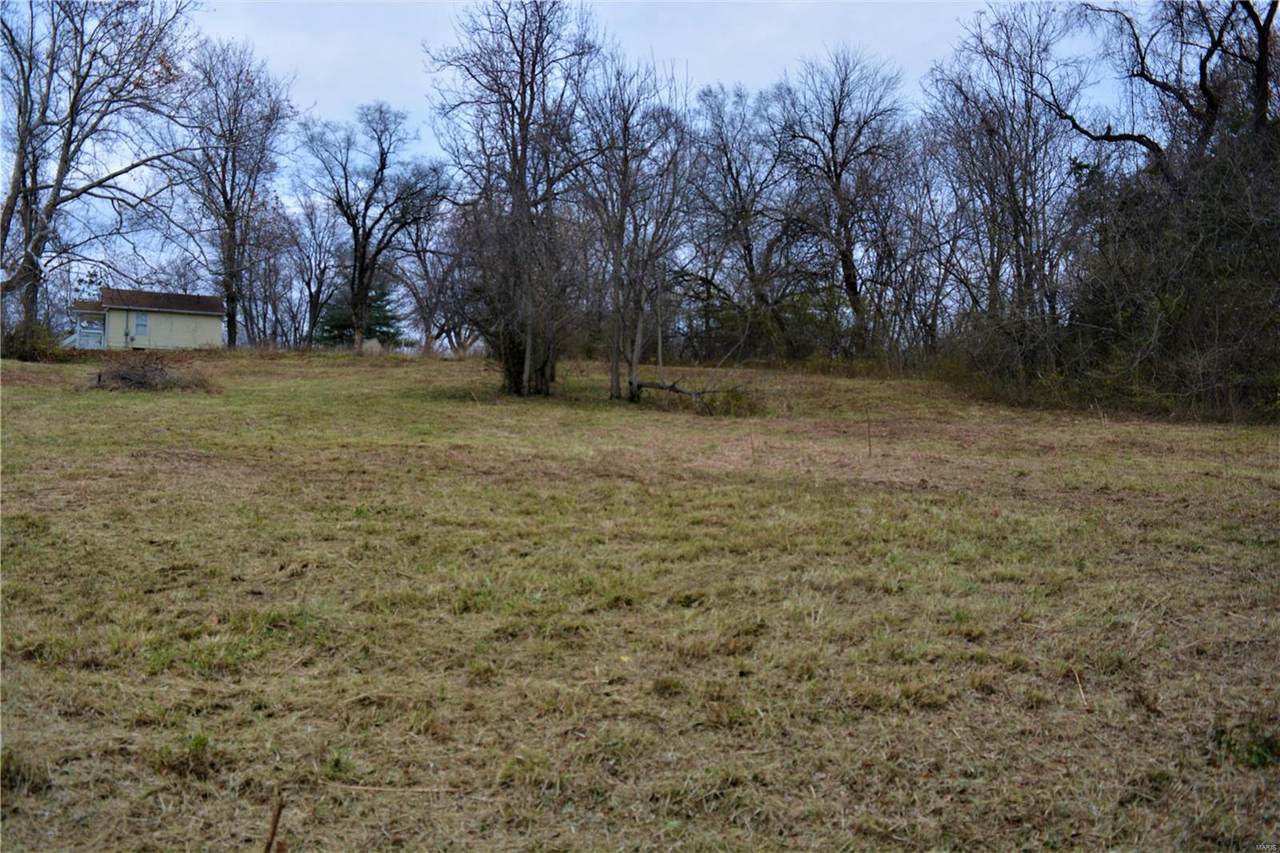 201 Edwards Street - Photo 1