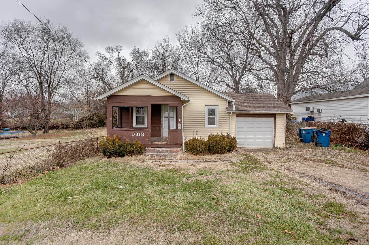 3318 Fernwood Avenue - Photo 1